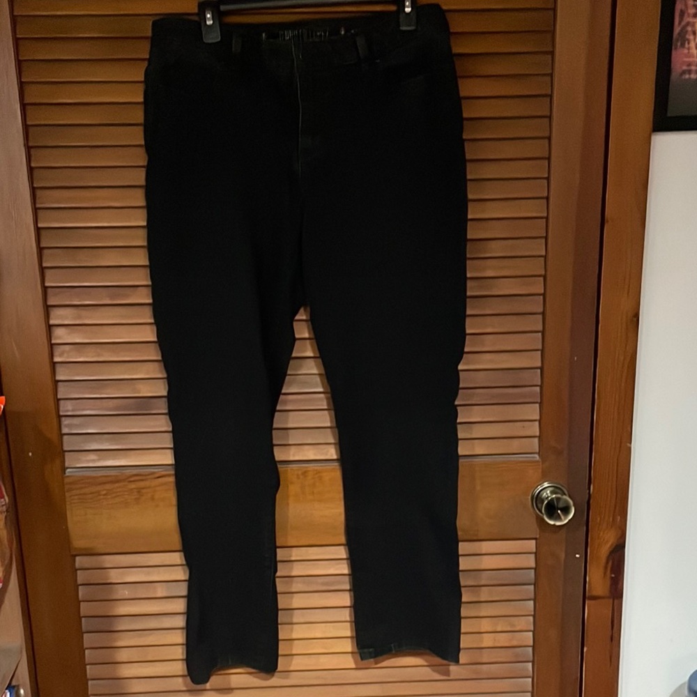 Jennifer Lopez black denim jeans